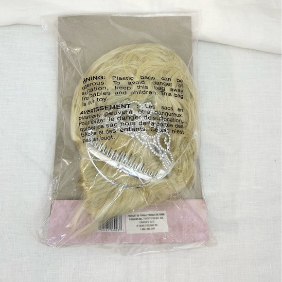 Child's Princess Blonde Wig With Tiara - Picture 5 of 6